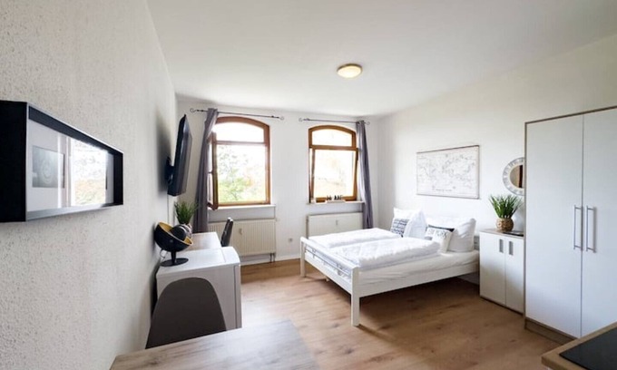 Kehl Apartment | COZY 1-room apartment. *near Strasbourg & Europa Park*