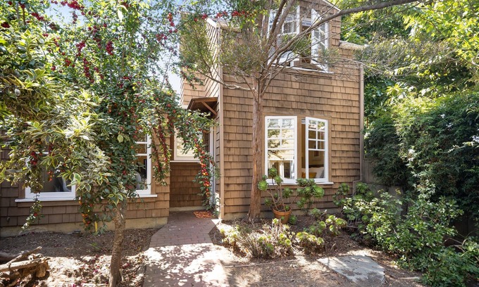 Dolores Heights Cottage | Cozy 1br Cottage: Quiet, Stocked, Pet-Friendly