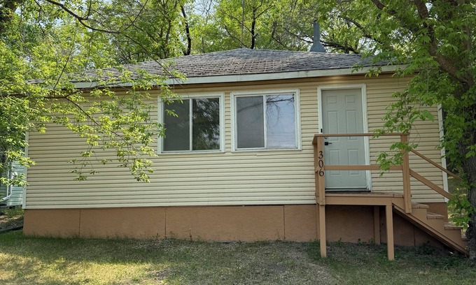 Manitou Beach Cabin | Cozy 2BD Retreat Near Danceland in Manitou Beach