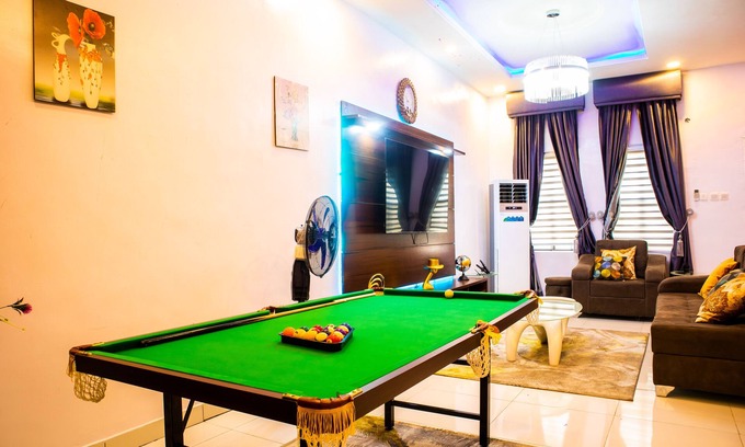 Ogombo House | Cozy 2Bed Terraced Duplex Apartment in Ajah-Lekki