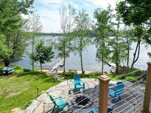 Cordova Mines House | Cozy 3-Bdrm Waterfront Cottage