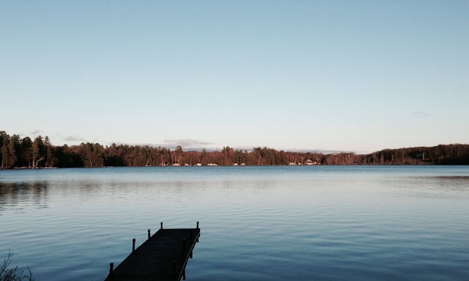 Torrance Cottage | Cozy 3 Bedroom Lakefront Cottage In The Muskoka For Rent