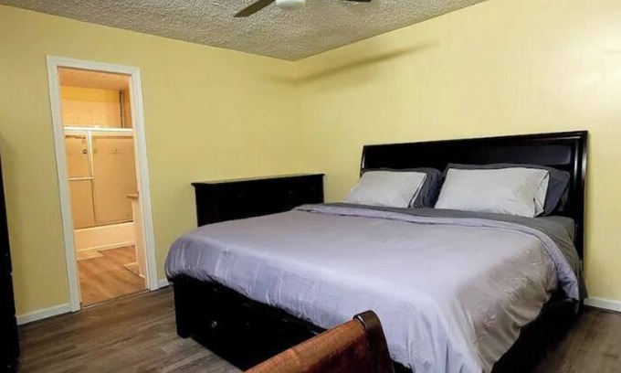 Barker House | Cozy 3-bedroom residential home at cul de sac