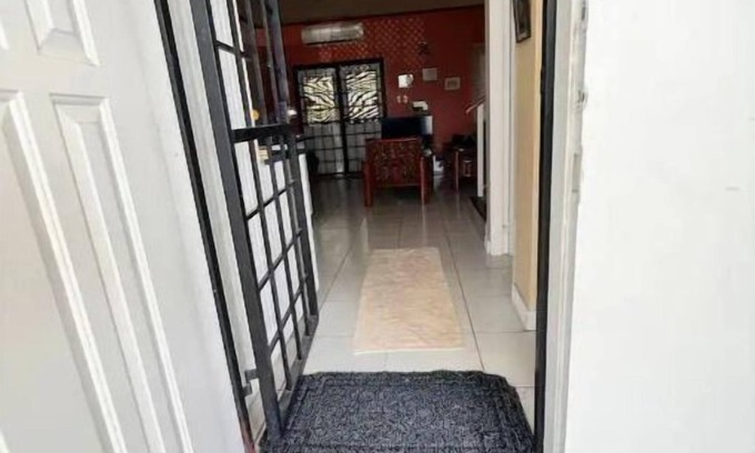 Trincity House | Cozy 3 Bedroom Suburb. Stay!.