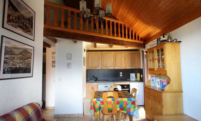 Les Carroz-d'Araches Apartment | Cozy 3-Room Apt for 4-6 at Ski Slopes, Near Village Center, Balcony, Parking, Pet-Friendly