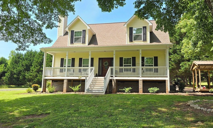 Westminster House | Cozy 3BR Family Home!