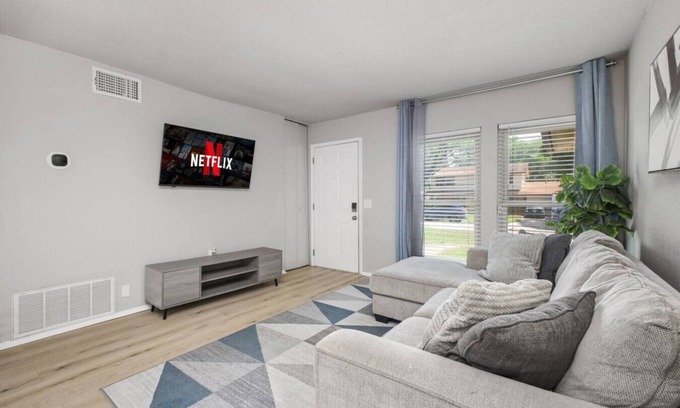 North San Antonio - SAT House | Cozy 3BR Home | Family-Friendly | Near Attractions