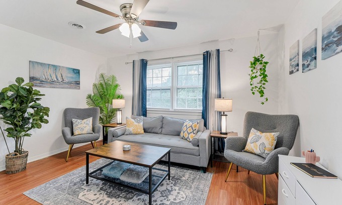 Camellia Shores House | Cozy 3BR Norfolk Home Near Beach Sleeps 6