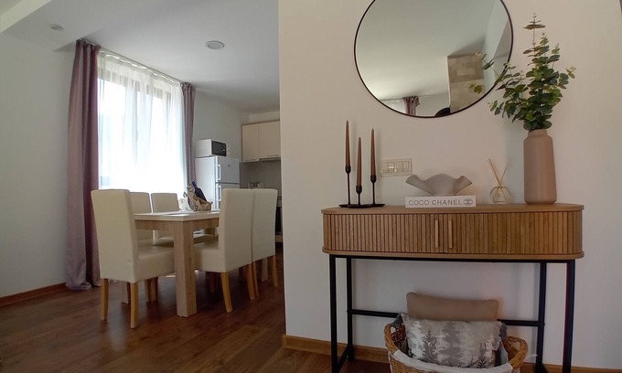 Zabljak Villa | Cozy 3BR Villa near Durmitor National Park - Free WiFi & Parking - Nature Escape