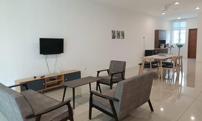Kulim House | Cozy 4 bedrooms House by Mr Homestay, 3 mins to Kulim Landmark Centre