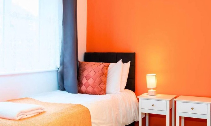 Bury St Edmunds Apartment | Cozy 4-Guest Getaway in the Heart of Ipswich