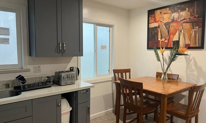 St. Francis Apartment | Cozy and Affordable Homes in Santa Ana