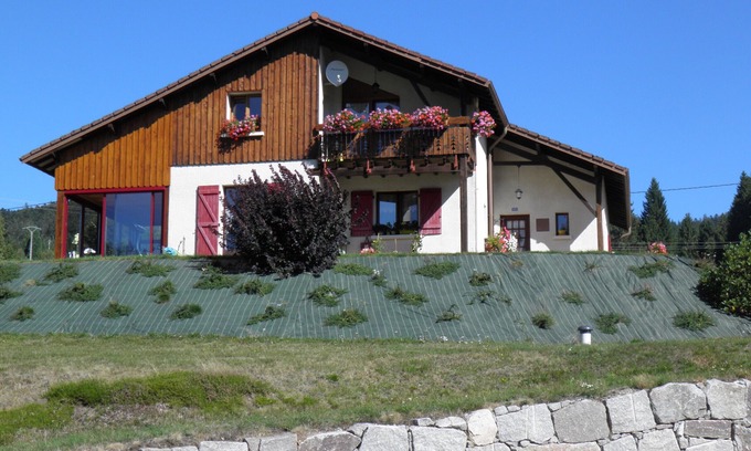 Le Grand Valtin Apartment | Cozy Apartment Near Ski Slopes and Hiking Trails in Ban-sur-Meurthe-Clefcy