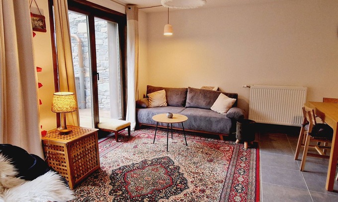 Montalbert Apartment | Cozy apartment in resort center, near slopes, parking, WiFi