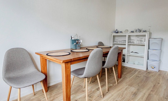 Bad Bertrich House | Cozy apartment a minute's walk from the Vulkaneifel Therme.