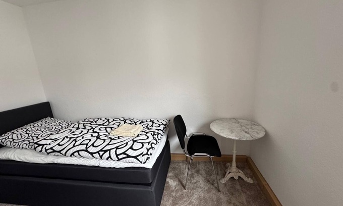 Hochzoll Apartment | Cozy apartment: Close to nature & city - perfect for families & business travelers