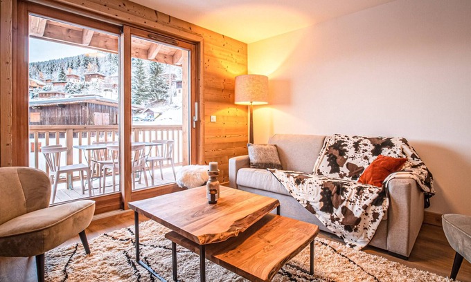 Valmorel Apartment | Cozy apartment for 7, 2 bedrooms, ski-in/ski-out with parking and WiFi