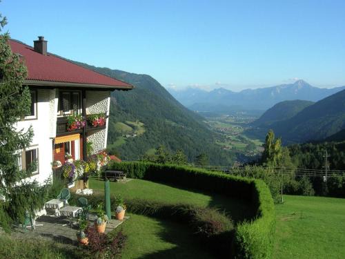 Verditz Apartment | Cozy Apartment in Afritz am See near Gerlitzen Ski Area