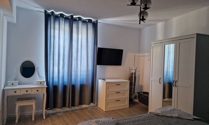 Doua Mai Condo | Cozy apartment in charming Mangalia with AC,WiFi,free Parking beach side.Central