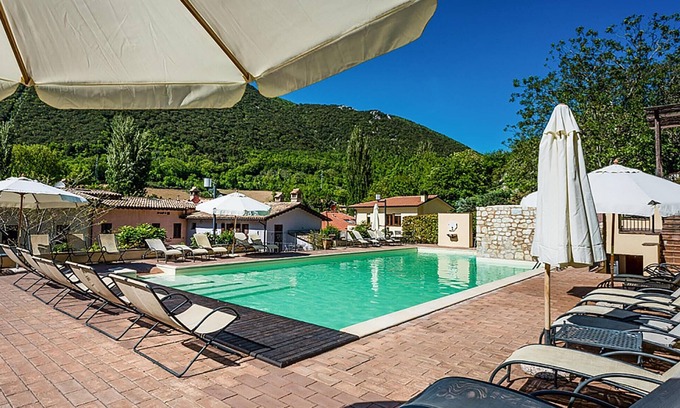 Foligno Apartment | Cozy apartment in Foligno with WiFi