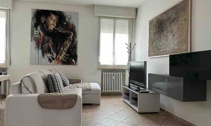 San Faustino-Madonnina-Quattroville Apartment | Cozy apartment in strategic location