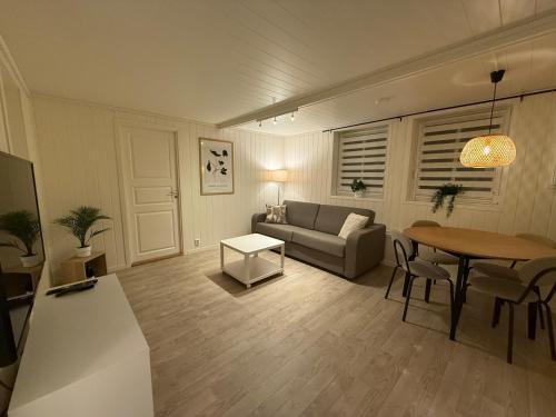 Jorpeland Apartment | Cozy Apartment in the Harbour of Jørpeland
