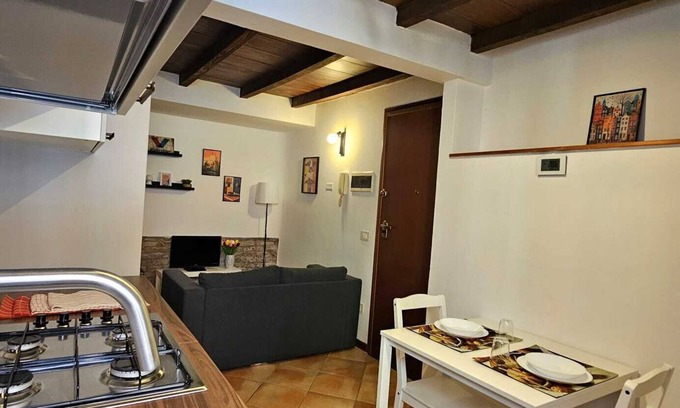 Oltretorrente Apartment | Cozy apartment in the heart of the Oltretorrente area of Parma