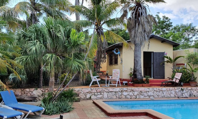 Willemstad Apartment | Cozy apartment with privat pool