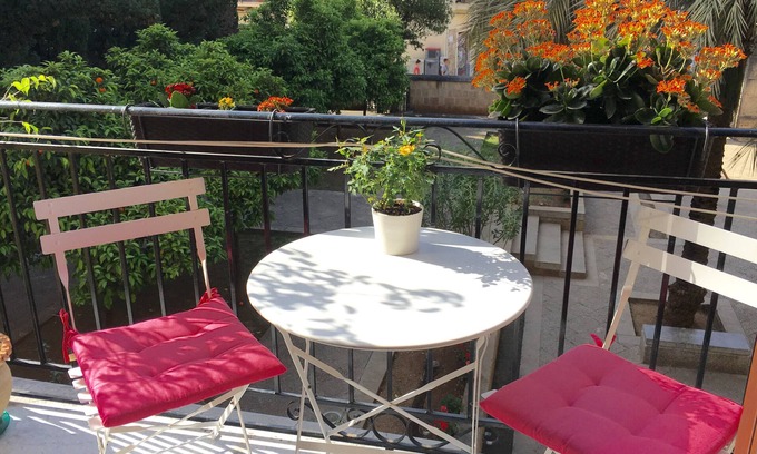 Kalsa Apartment | Cozy apartment with garden view, in the center of Palermo