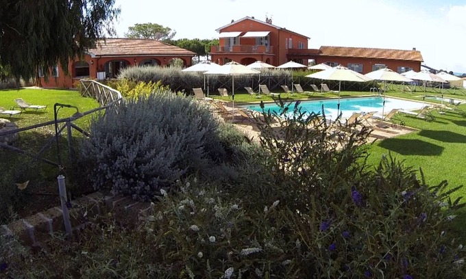 Tarquinia Other | Cozy apartment with private 4-seater terrace.