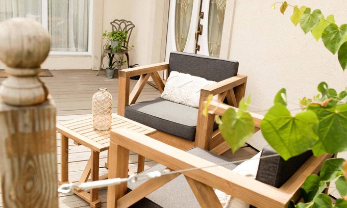 Erie House | Cozy Artists relaxing 5 bedroom + hot tub, sleeps 16+, Erie PA