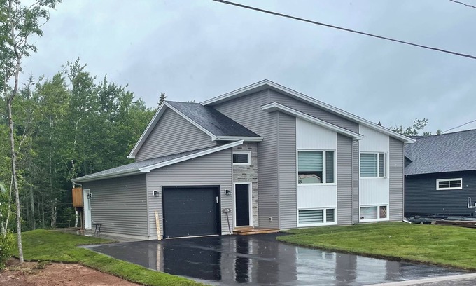 Shediac Apartment | Cozy Basement Apartment with AC that is close to downtown Shediac.