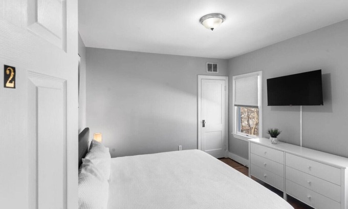 West New Haven Apartment | Cozy Bedroom next to SCSU