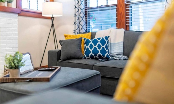 Bristol House | Cozy Bristol Retreat 2 Blocks from State Street