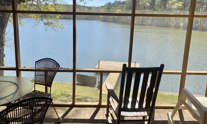 Alexander City House | cozy cabin directly on beautiful Lake Martin