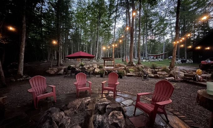 Adirondack Cabin | Cozy cabin in adorable Adirondack with Beaches and Mountains