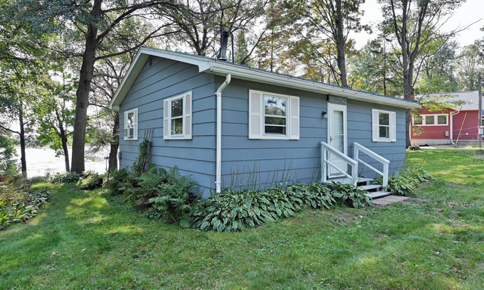 Brill Cabin | Cozy cabin in beautiful Sarona, WI in the Long Lake Area