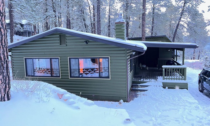 Kachina Village Cabin | Cozy Cabin National Forest Access Flagstaff, Sedona, Grand Canyon
