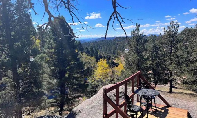 Florissant Cabin | Cozy Cabin