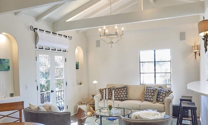 Golden Rectangle Apartment | Cozy Carmel Splendor