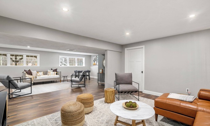 Sturbridge Apartment | Cozy Chic Countryside Haven - Sleeps 4 , Firepit