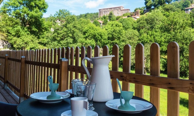 Saint-Privat-d'Allier House | Cozy Countryside Escape in Auvergne