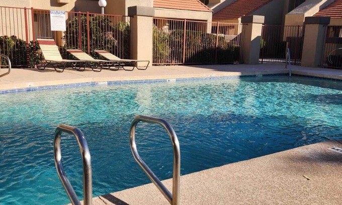 Mesa Condo | Cozy condo near MCC, pool, BBQ, covered parking