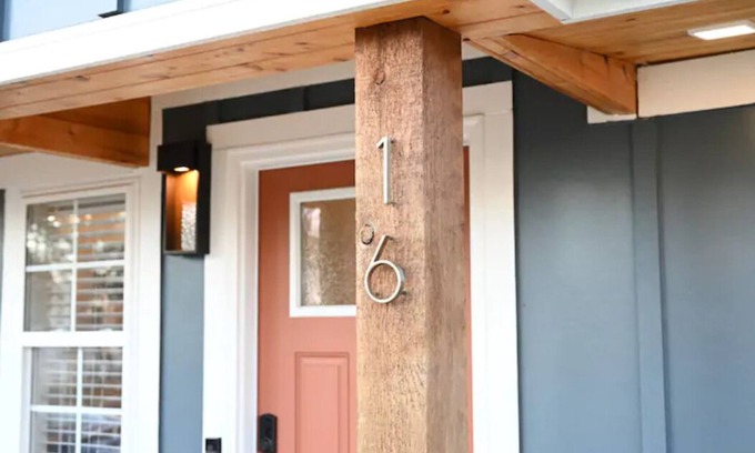 Greenville House | Cozy Cottage 3 Minutes to Downtown Greenville!