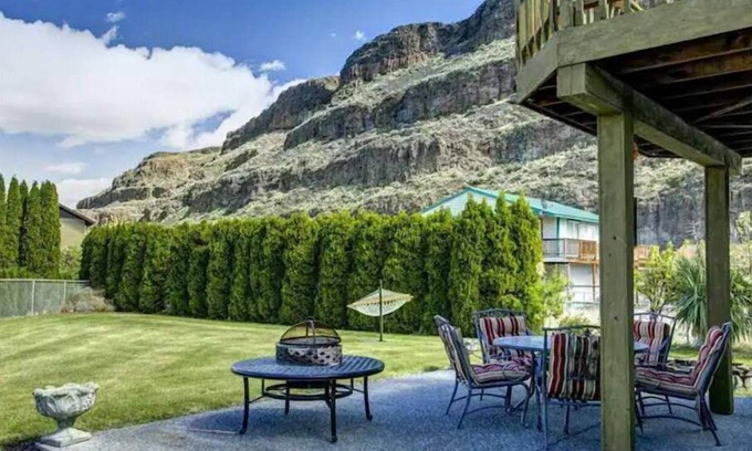 Sunland Estates Cottage | Cozy Cottage in Sunland near Gorge Amphitheatre