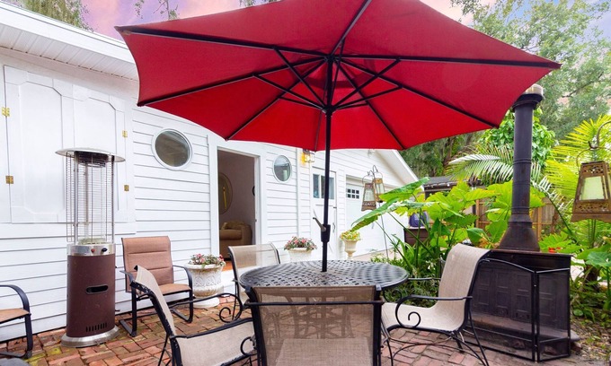 Palatka Cottage | Cozy Cottage near by the River
