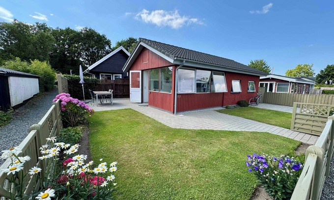 Munkebo House | Cozy cottage with a view of Kerteminde Fjord.