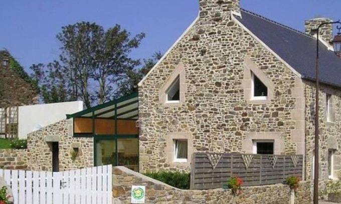 Jobourg Cottage | Cozy Cottage with Fireplace, Garden, and Game Room near the Sea