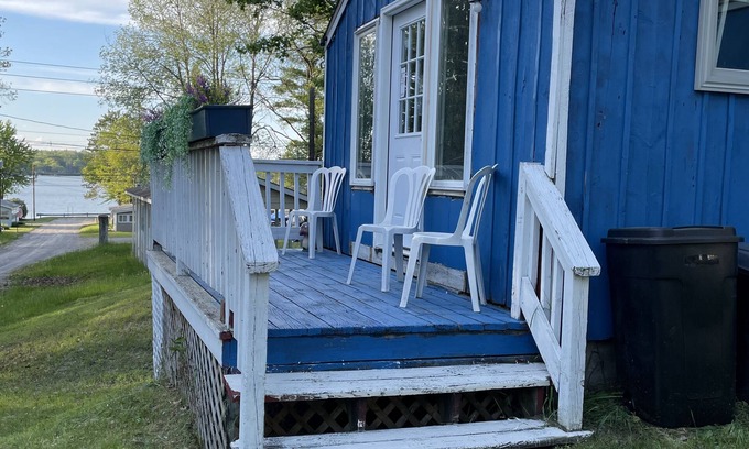 Hillman Cottage | Cozy cottage within walking distance to Avalon Lake!