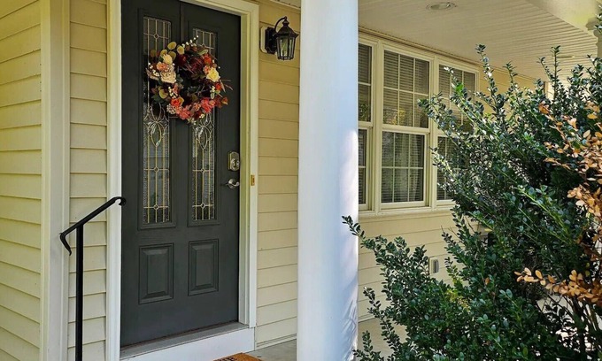 George Washington Cottage | Cozy English Style Cottage In Fredericksburg With Use Of Our Pool!